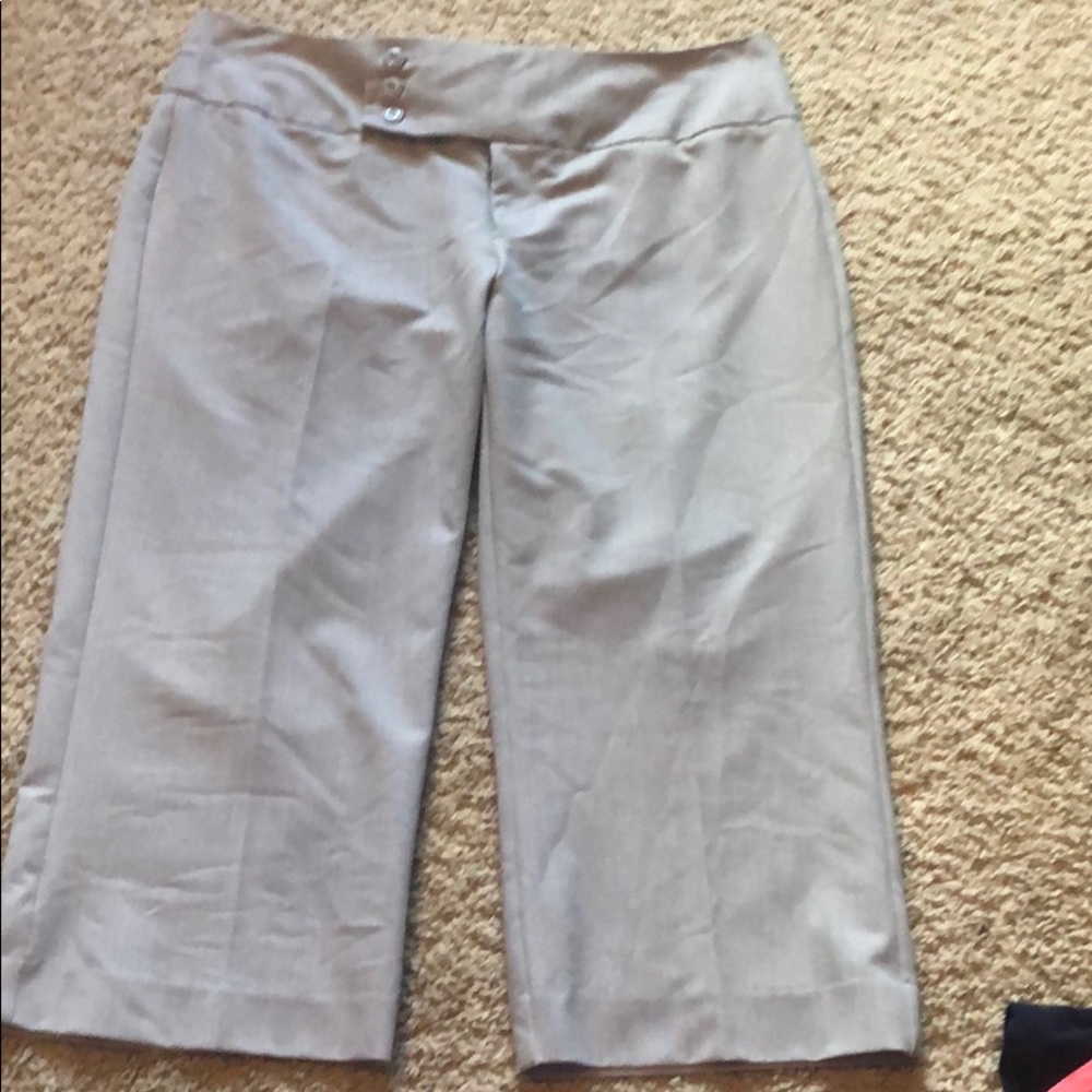 Women’s /junior Capri pants